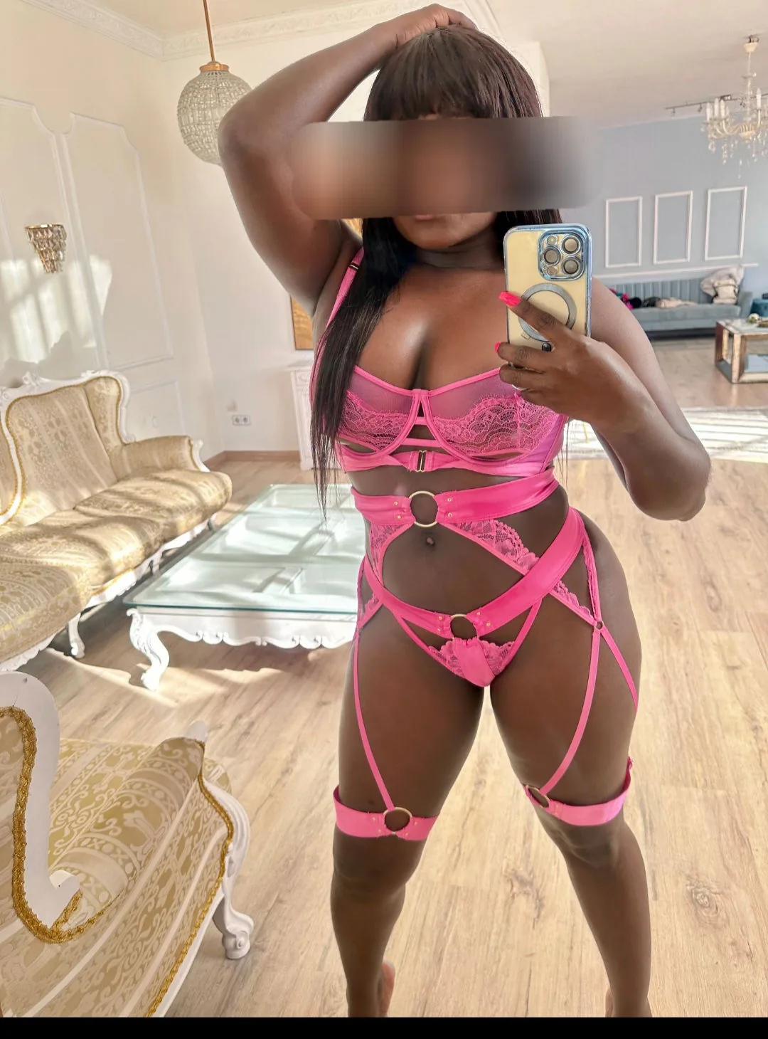Chioma escort 